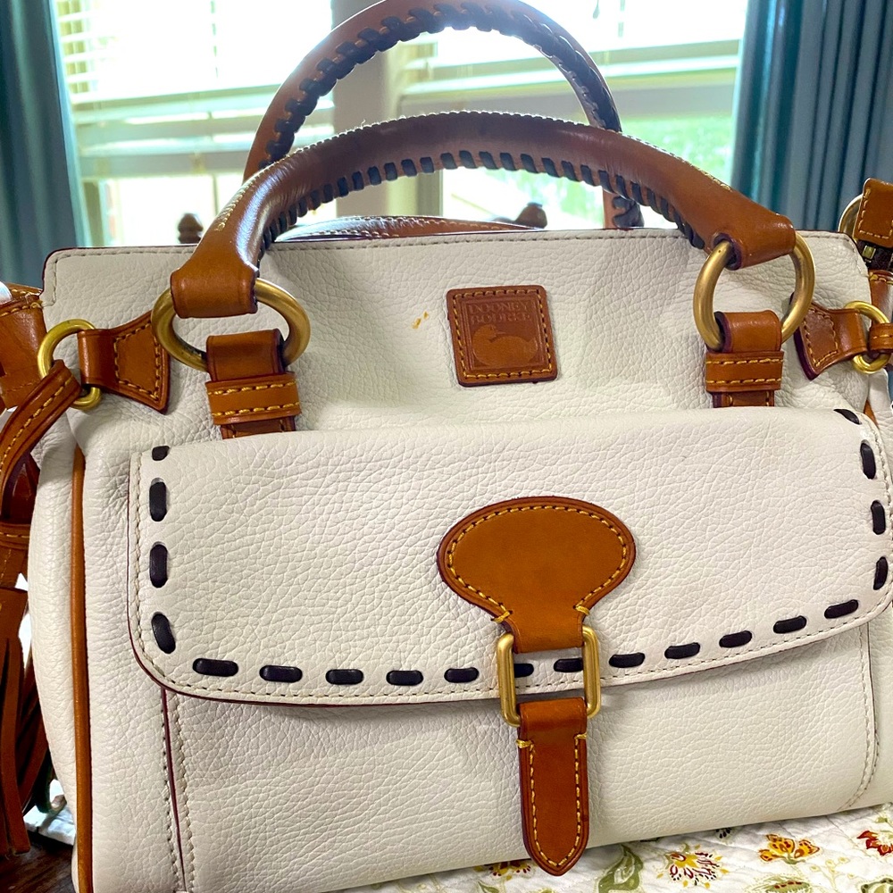 Dooney and Bourke white Florentine Leather Medium Satchel. Tmoro color trim